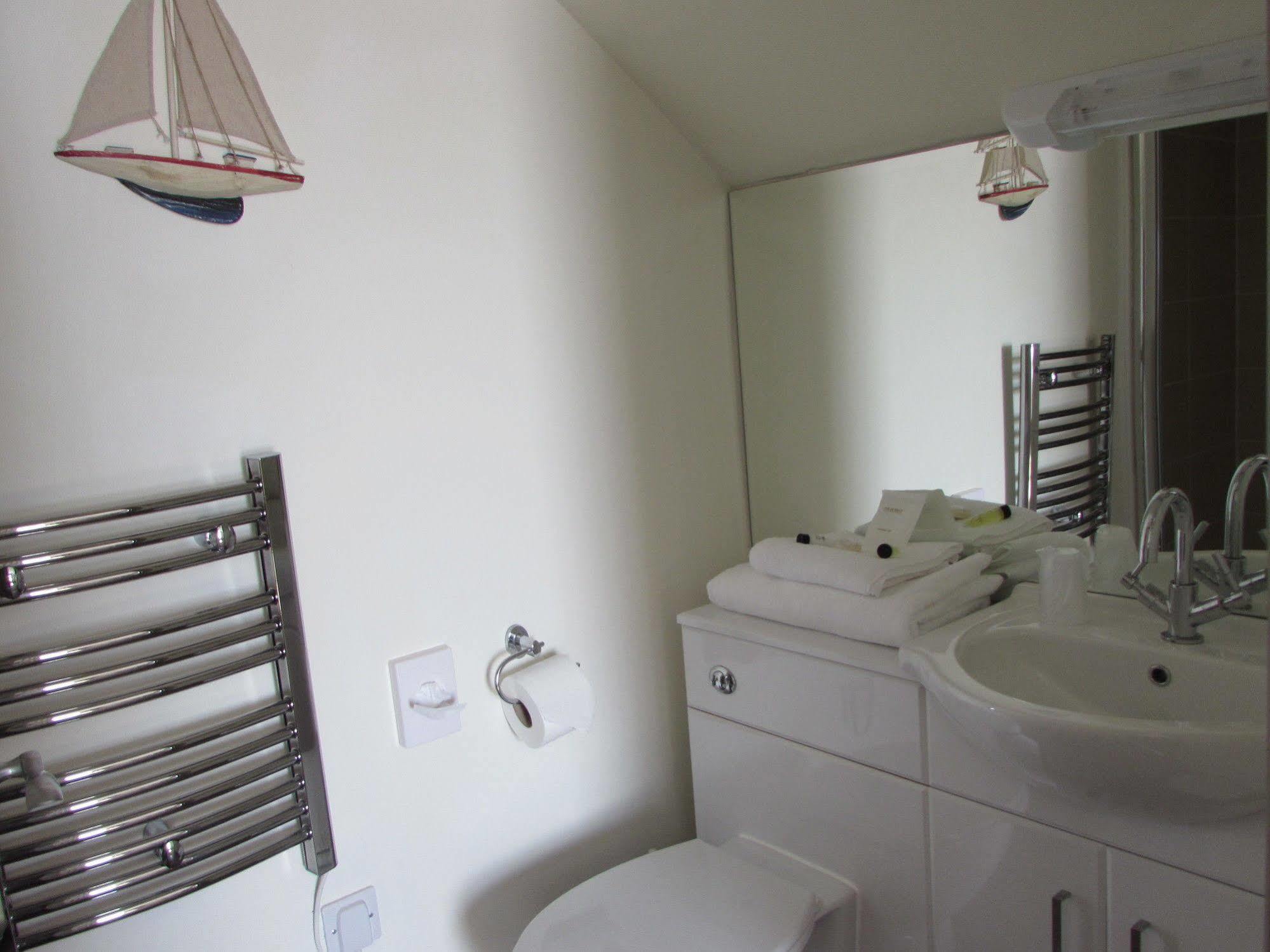 The Claremont Bed & Breakfast วูดฮอลล์สปา ภายนอก รูปภาพ